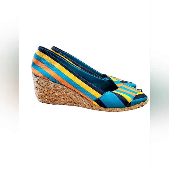 Ralph Lauren Summer Shoes - Picture 3 of 3